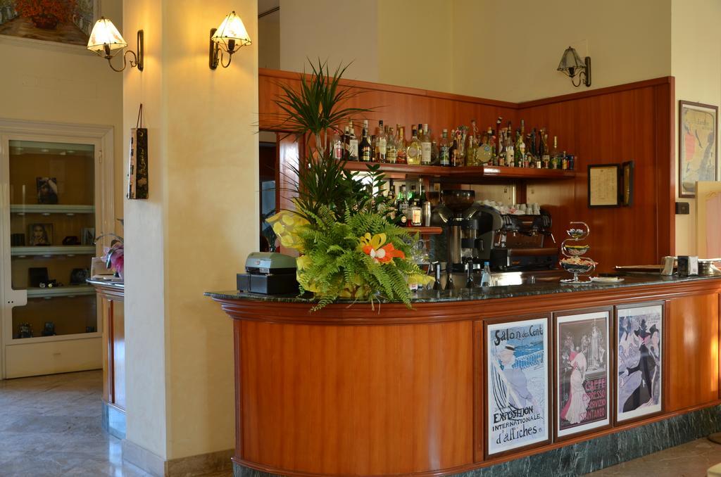 Hotel Italia Marina di Massa Exterior foto