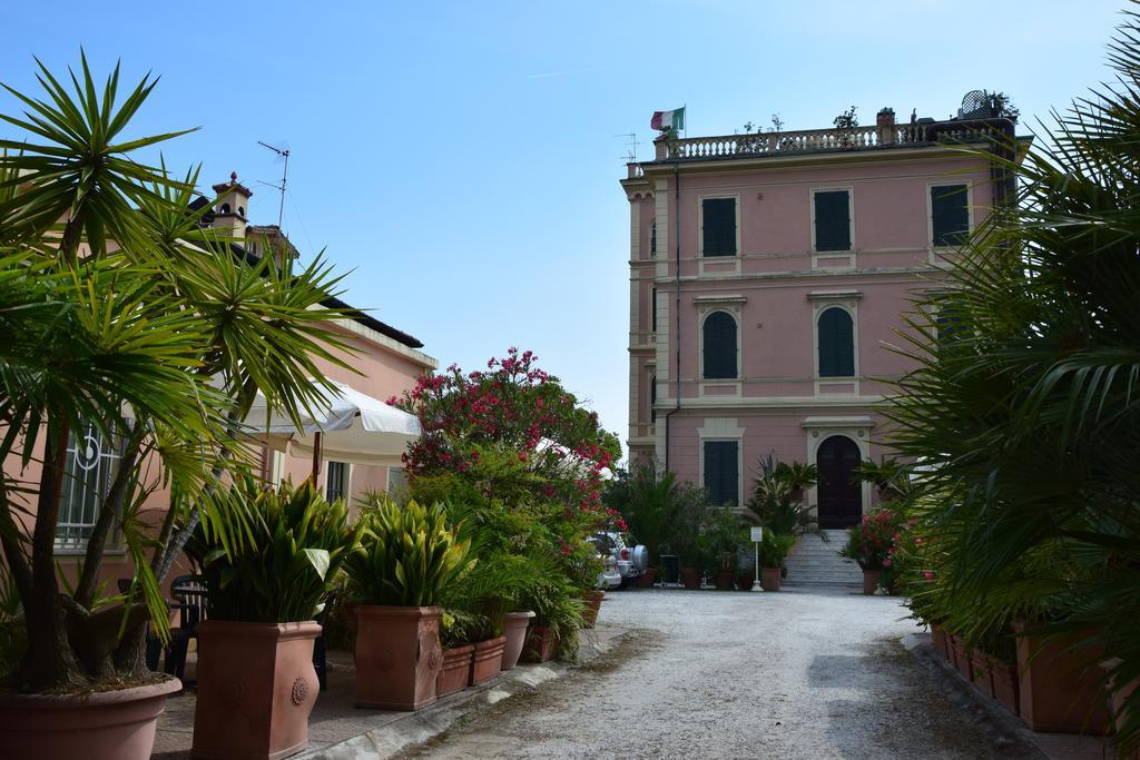 Hotel Italia Marina di Massa Exterior foto